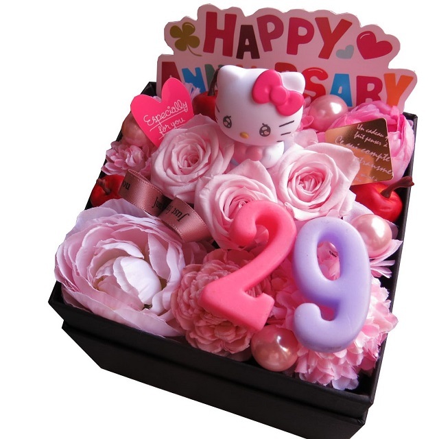 29歳 誕生日プレゼント 彼女 キティ 入り 花束風 ギフト ご希望数字
