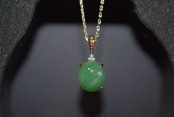 19 受注製作 k18金ゴールド 天然 丸 緑 本翡翠 ペンダント ネックレス