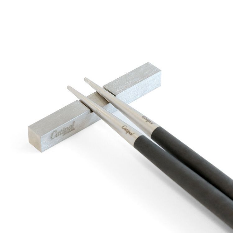 クチポール ゴア 箸 + 箸置き 箱付ペアセット Cutipol GOA 正規販売