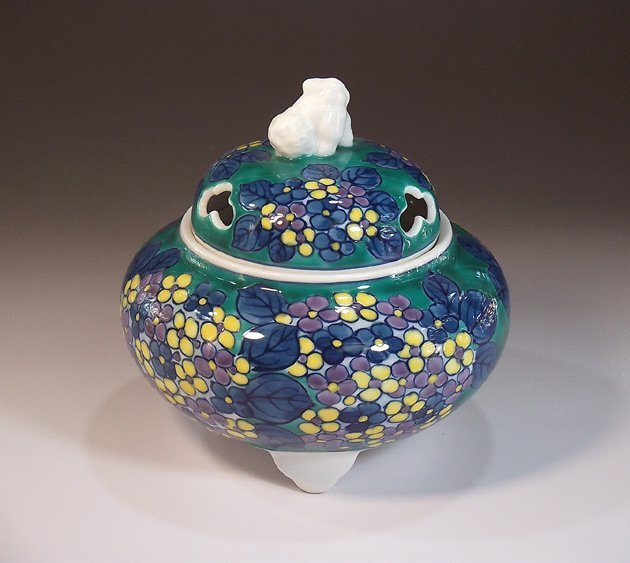 有田焼 陶芸家 藤井錦彩作 染錦紫陽花絵香炉 木箱入り（父の日・母の日