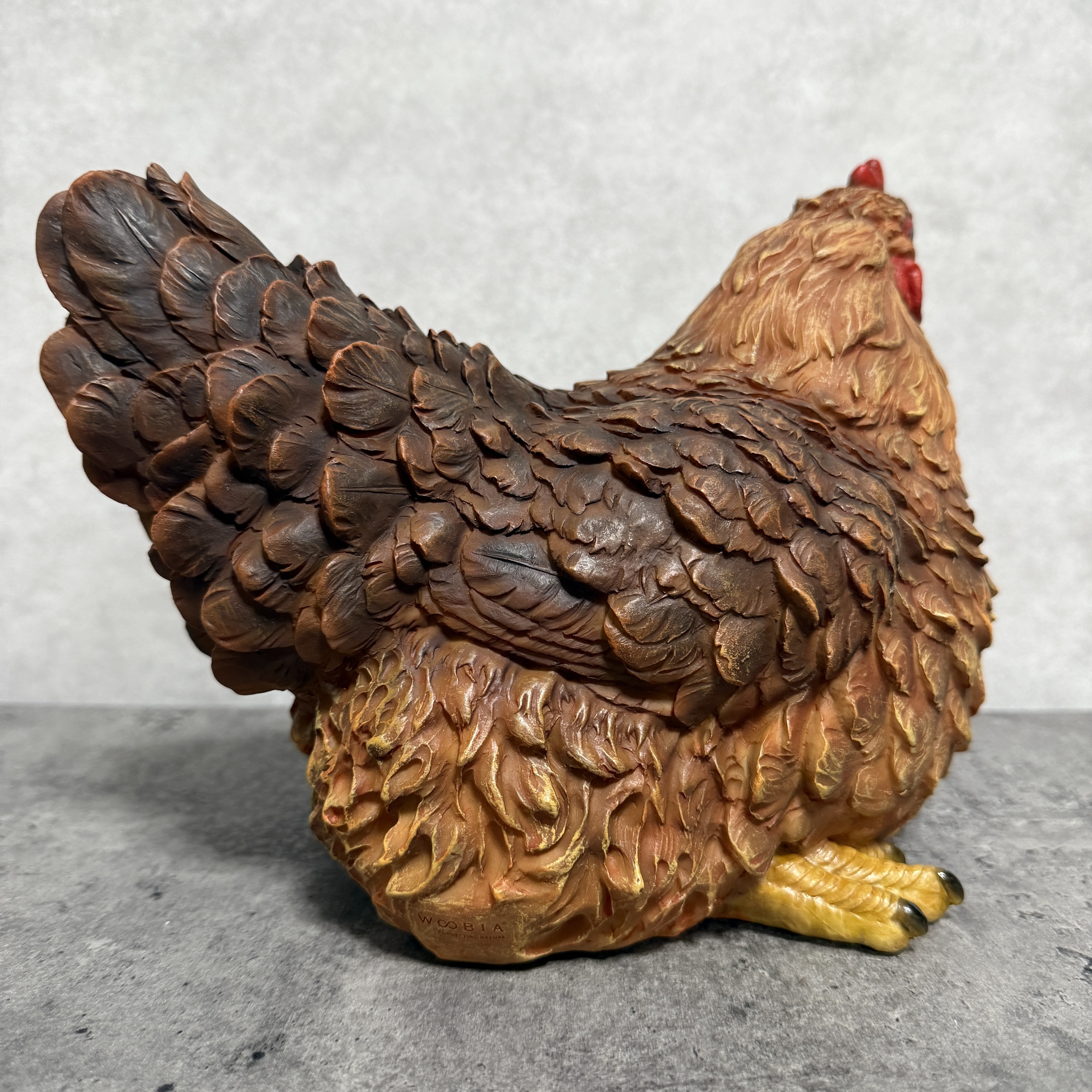 置物 動物 しゃがむ雌鶏 大 ニワトリ 鳥 高さ19.5cm woobia ウービア