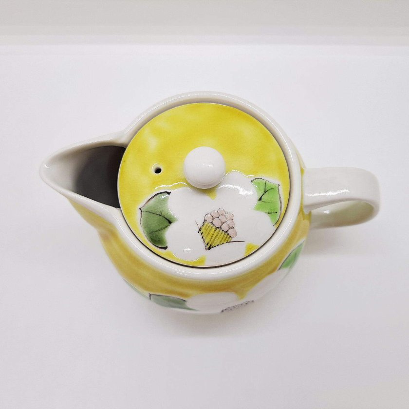 九谷焼ポット急須／黄椿 - 【豊月堂】- プレゼント＆ギフトのギフトモール