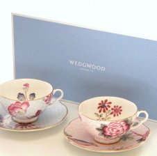 ウェッジウッドWEDGWOOD ワイルドストロベリー ティーカップ＆ソーサー