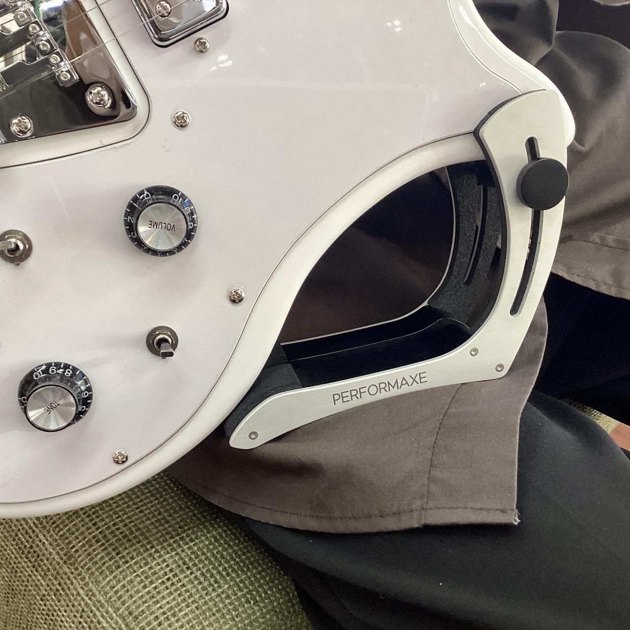 PERFORMAXE The Original Black Performaxe エレキギター専用設計