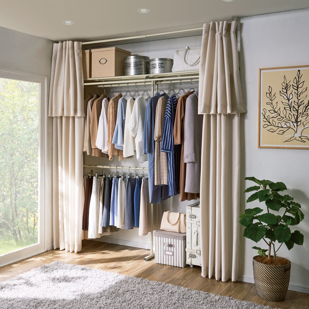 組立の労力を削減した頑丈突っ張りハンガー 幅伸縮タイプ（116～210cm