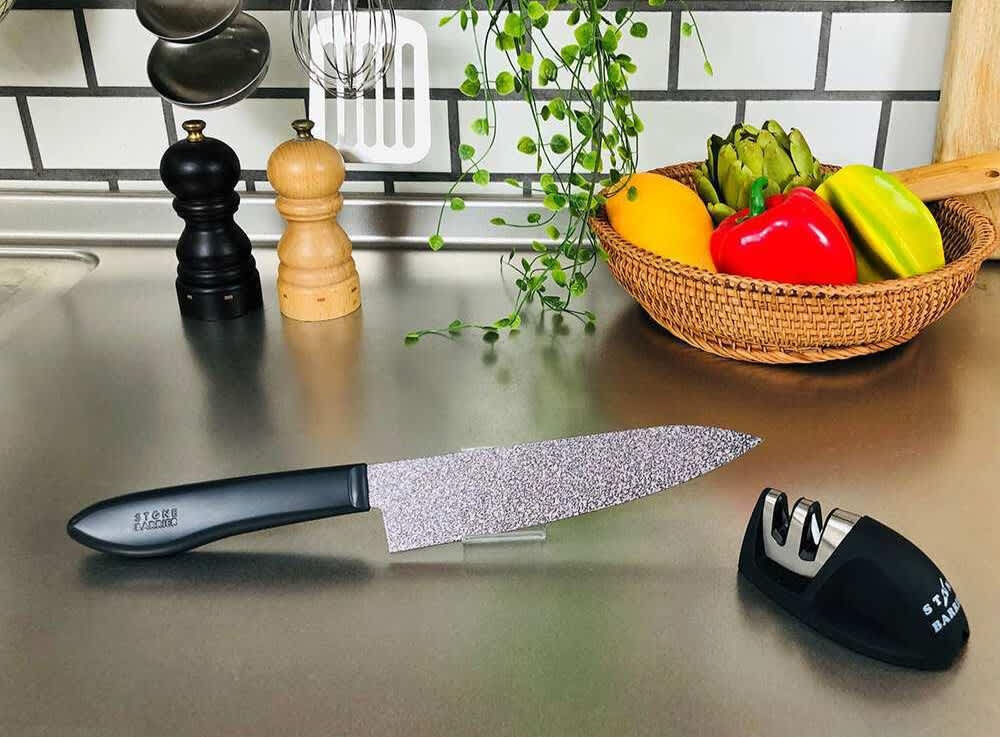 モリブデン鋼（モリブデンバナジウム鋼）とは？包丁の特徴や違いを