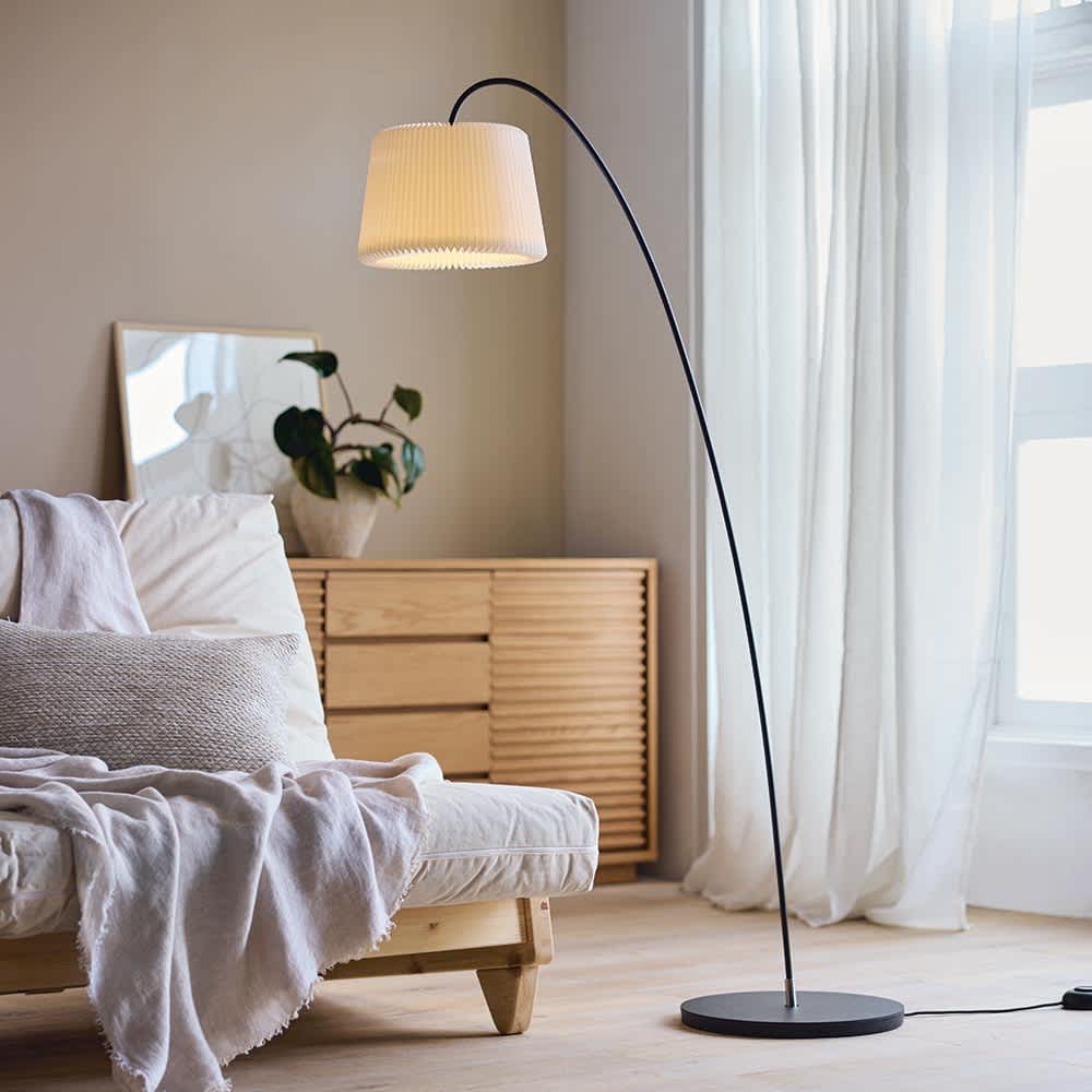 SNOWDROP フロアランプ ［LE KLINT・レ クリント／デザイン：ハリット