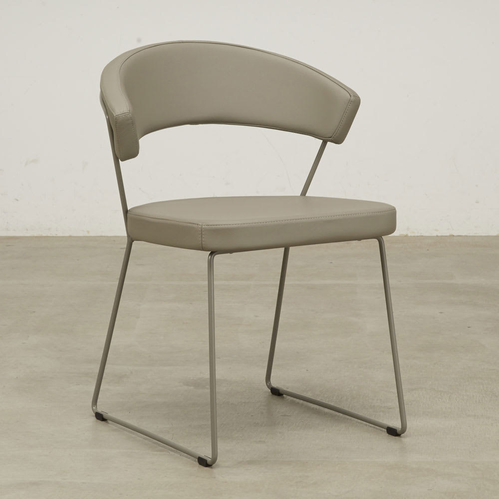 New York ニューヨーク 革張りダイニングチェア 同色2脚組［Connubia