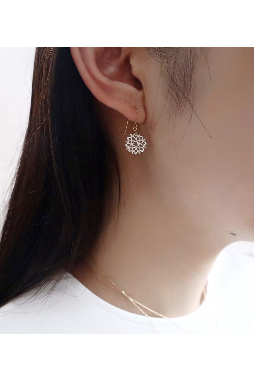 KAORU(カオル)｜LACE FLOWER シルバー ピアス/シルバー の通販