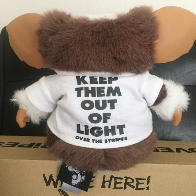 OVER THE STRIPES - オーバーザストライプス グレムリン ギズモ