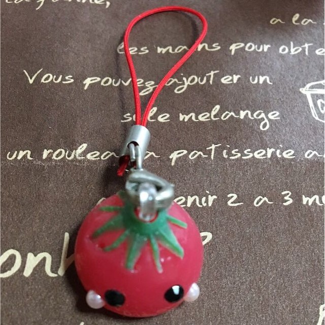 ほっぺちゃん なす トマト 2個セット ストラップ 送料込の通販 by 即