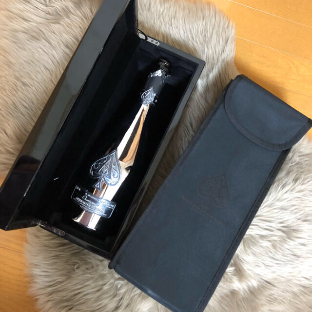 アルマンド♡黒♡アルマンドブリニャック♡空箱♡空瓶♡の通販 by り