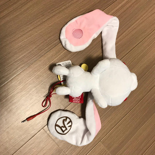 TAITO - 汎用うさぎ耳鳴りスピーカーぬいぐるみ白の通販 by こけし's