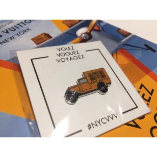 LOUIS VUITTON（バッジ/ピンバッジ）のフリマアイテム一覧