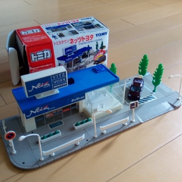 廃盤レア トミカタウンネッツトヨタ トヨタbB付きの通販 by 毛糸まき's