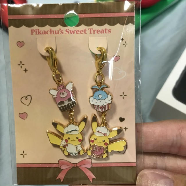 ポケモン - ポケモンセンター限定 ピカチュウ ペアストラップの通販 by