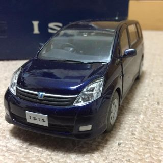 トヨタ - 値下げ！アイシス カラーサンプル ミニカーの通販 by