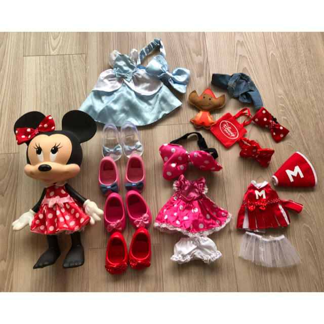 ミニーマウス - ミニーちゃん 着せ替え人形 ☆ディズニーストア