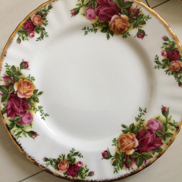 ROYAL ALBERT - ロイヤルアルバートケーキ皿の通販 by なな's shop