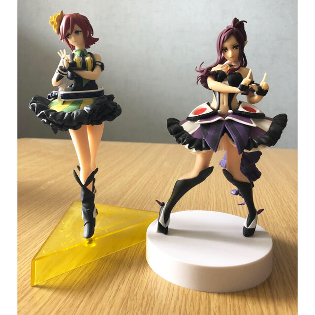 マクロスΔ ワルキューレフィギュア 7点セット 美品 箱なしの通販 by と