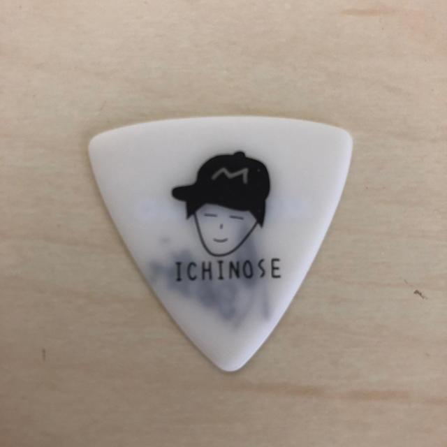 MOSHIMO ギター ピック サイン入りの通販 by mono's store｜ラクマ
