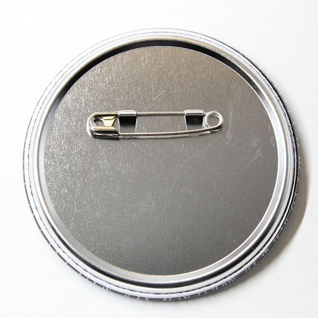 無気力ウサギさん オフェンス 缶バッジ 第五人格 IDENTITY Vの通販 by