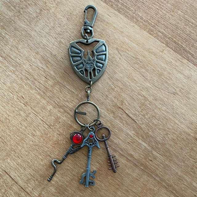 SQUARE ENIX - ドラクエ 盗賊の鍵・魔法の鍵・最後の鍵キーホルダーの