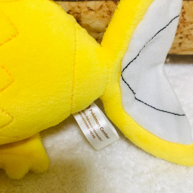 ポケモン 金のコイキング ぬいぐるみ ポケモンセンター商品の通販 by