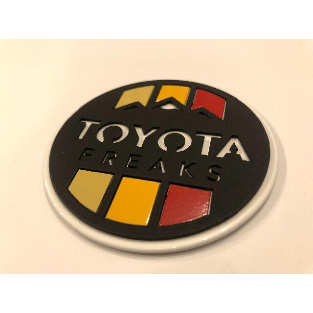 TOYOTA FREAKS ステンレスバッジ 1枚の通販 by TASTE for.｜ラクマ