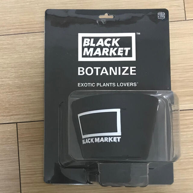 BLACK MARKET BOTANIZE POT ボタナイズ メディコムトイ MEDICOM TOY
