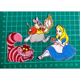 不思議の国のアリス 刺繍ワッペンの通販 by chanreitooo｜ラクマ