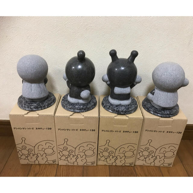 アンパンマンなど4体セット 石像 スタチュー 石材 御影石の通販 by