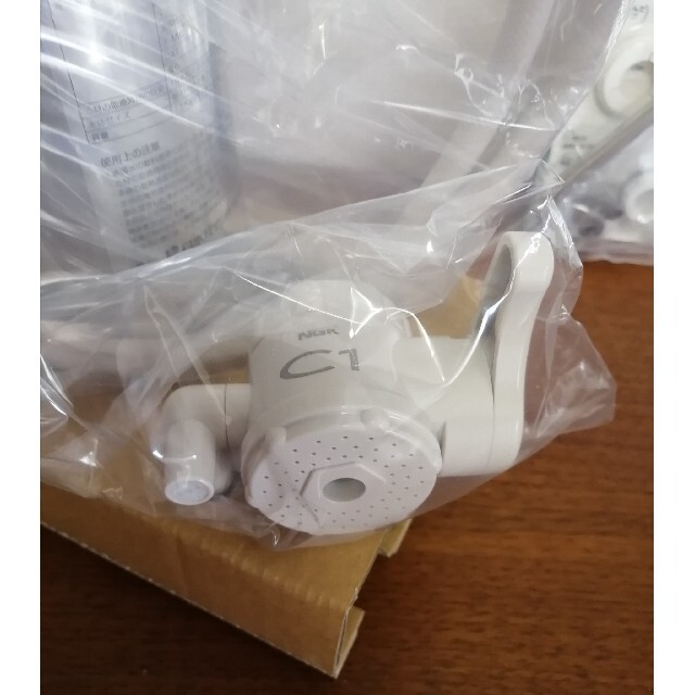 未使用 日本ガイシ 浄水器 C1 SLIM CW-401C 予備カートリッジ付属の