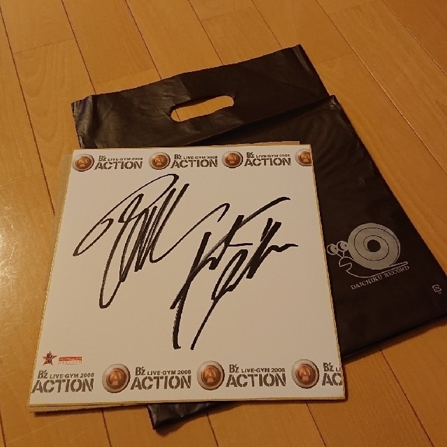 B'z サイン色紙の通販 by マッキー's shop｜ラクマ