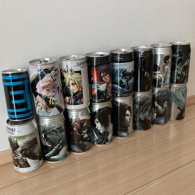 サントリー - ファイナルファンタジー ポーション 他 空き缶 16本の