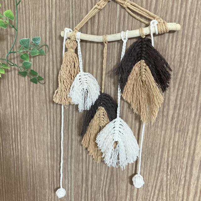 マクラメ リーフのタペストリーの通販 by あやりな's shop｜ラクマ