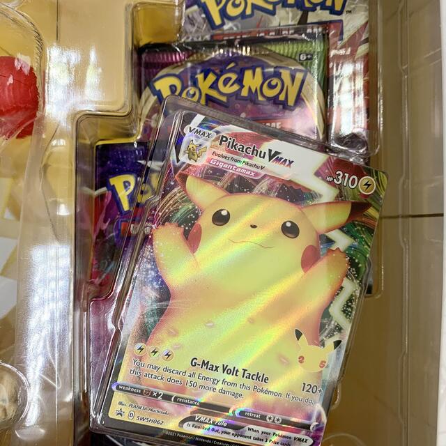 海外限定 ポケカ プレミアムフィギュアコレクション ピカチュウ 25周年