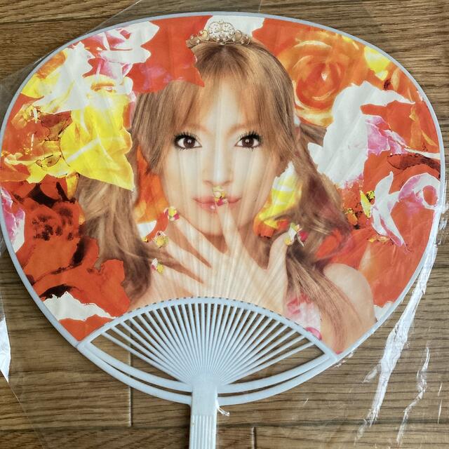 浜崎あゆみ うちわ 2002の通販 by mugumo's shop｜ラクマ