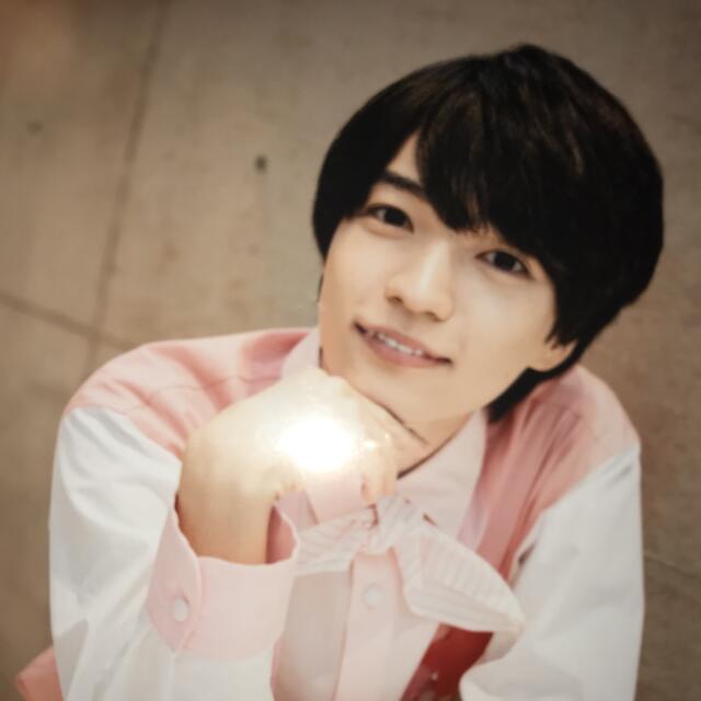 Johnny's - なにわ男子『初LOVE(うぶらぶ)』MV&ジャケ写オフショット