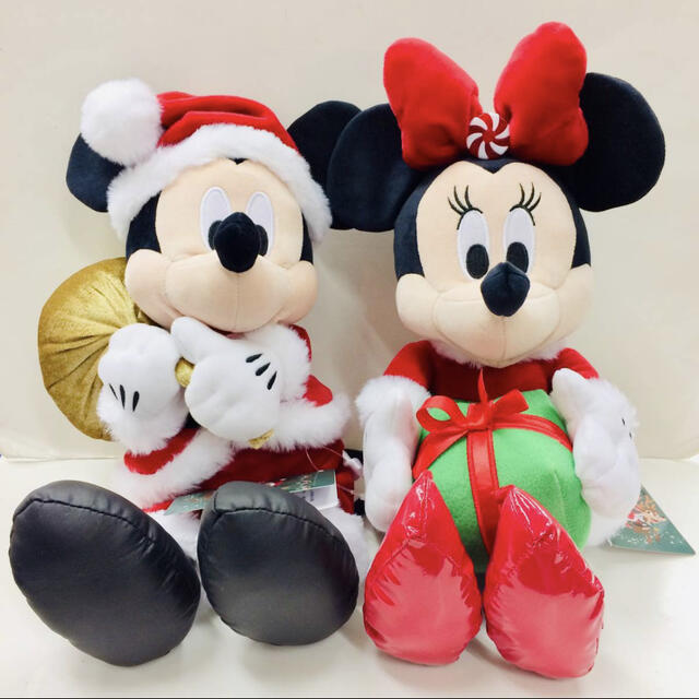 Disney - ディズニーストア即日完売サンタミッキーミニーぬいぐるみ