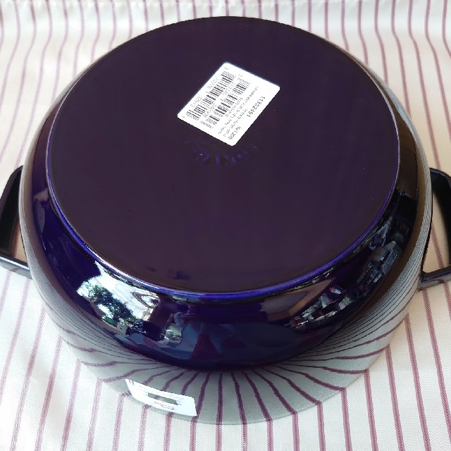 STAUB - staub【新品】フルール・ド・リス フレンチオーブン24