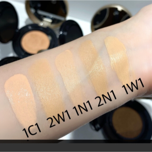 laura mercier - 【新品・未使用】ローラメルシエ LAURA クッション