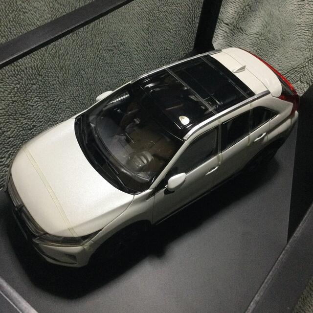 三菱エクリプスクロス 1/18 稀少品ミニチュアカー ECLIPSE CROSSの通販