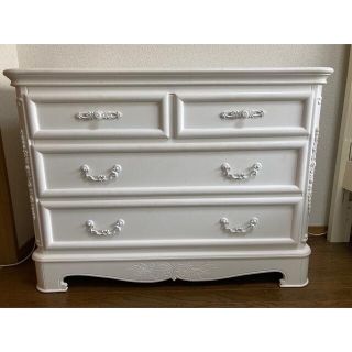 LAURA ASHLEY（収納家具）のフリマアイテム一覧