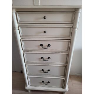 LAURA ASHLEY（収納家具）のフリマアイテム一覧