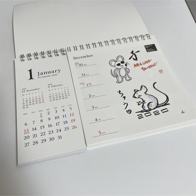 B'z - B'z 2020年 卓上カレンダーの通販 by ぽんぽん's shop｜ビーズ