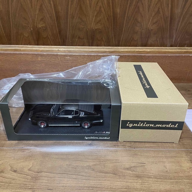 激レア未展示品イグニッションモデル1/18セリカ1600GT LB TA27 黒の