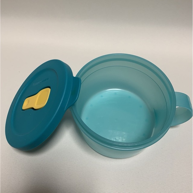 タッパーウェア クリスタルウェーブ ネクスト スープマグの通販 by