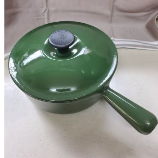 LE CREUSET（鍋/フライパン ・ グリーン・カーキ/緑色系）のフリマ