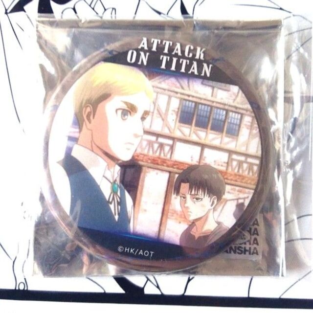 進撃の巨人 リヴァイ エルヴィン 缶バッジ attack on titan 【公式通販】